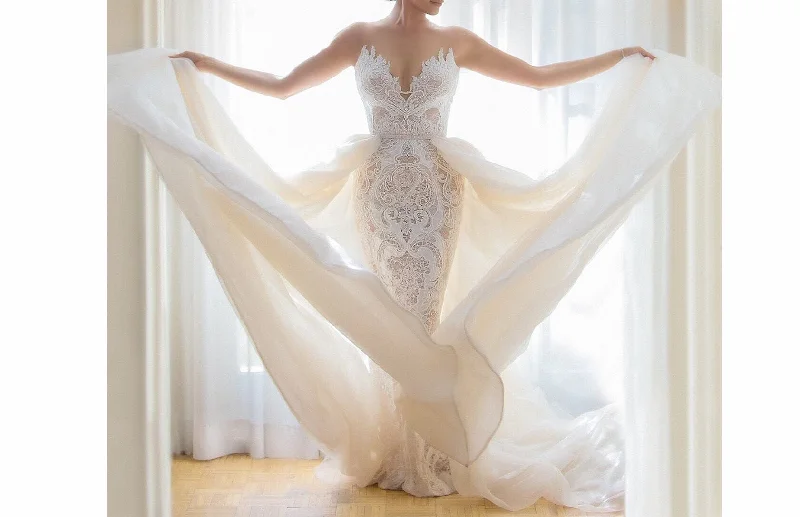 Berta  Beaded Lace & Tulle Ballgown.